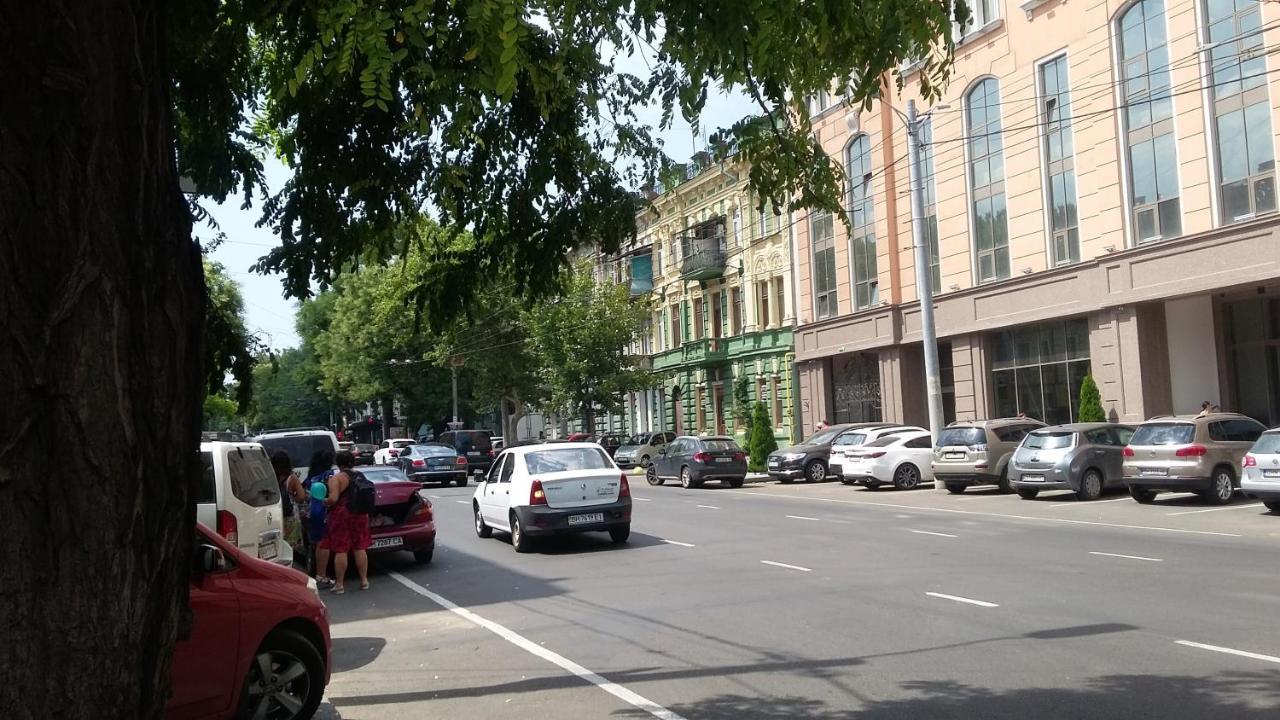 Apartment On Velyka Arnauts'Ka Str Одесса Экстерьер фото